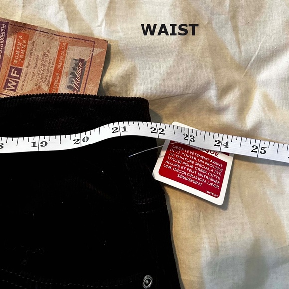 NEW PHOTOS! CORDUROYS, DENIM BOOTCUT, BLACK, SIZE WOMEN 24W, STRETCH FABRIC, FLY - Picture 4 of 16